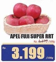 Promo Harga Apel Fuji Super RRT per 100 gr - Hari Hari