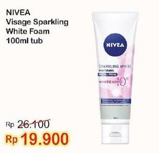 Promo Harga NIVEA Facial Foam Sparkling White 100 ml - Indomaret