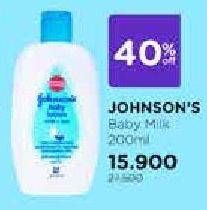 Promo Harga JOHNSONS Baby Milk Bath 200 ml - Watsons