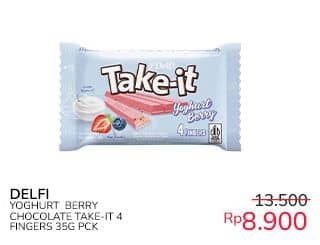 Promo Harga Delfi Take It Wafer 4 Fingers Yoghurt Berry 35 gr - Indomaret