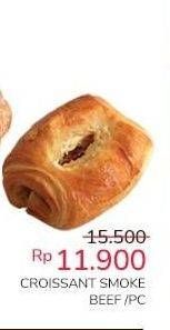 Promo Harga Say Bread Roti Smoke Beef Croissant  - Indomaret