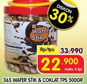 Promo Harga 365 Wafer Stik Coklat, Regular 500 gr - Superindo