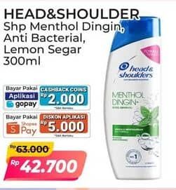 Promo Harga Head & Shoulders Shampoo Cool Menthol, Lemon Fresh, Anti-Apek Dengan Charcoal 300 ml - Alfamart