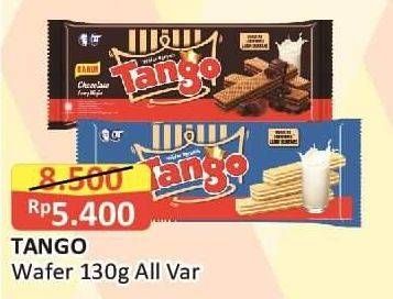 Promo Harga TANGO Long Wafer Chocolate, Vanilla Milk 130 gr - Alfamart