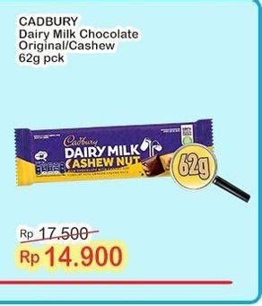 Promo Harga Cadbury Dairy Milk Original, Cashew Nut 62 gr - Indomaret