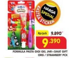 Promo Harga FORMULA Pasta Gigi Sikat Gigi Junior Pack Orange, Strawberry  - Superindo