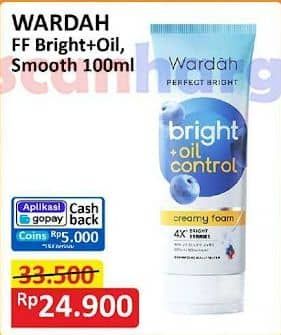 Promo Harga Wardah Perfect Bright Facial Foam Bright + Smoothing, Bright + Oil Control 100 ml - Alfamart
