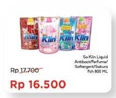 Promo Harga SO KLIN Liquid Detergent + Anti Bacterial Biru, + Softergent Soft Sakura 800 ml - Indomaret