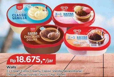Promo Harga Walls Ice Cream Classic Vanilla, Neopolitana, Chocolate Deluxe, Chocolate Vanilla With Chocolate Chip 700 ml - TIP TOP