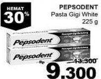 Promo Harga PEPSODENT Pasta Gigi Pencegah Gigi Berlubang White 225 gr - Giant