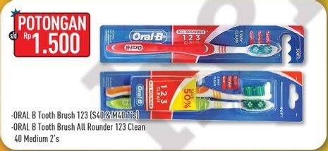 Promo Harga ORAL B Toothbrush All Rounder 1 2 3 Medium 2 pcs - Hypermart