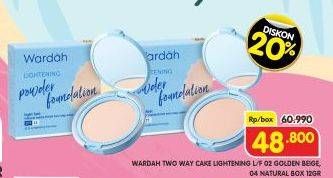 Promo Harga Wardah Lightening Powder Foundation 02 Golden Beige, 04 Natural 12 gr - Superindo