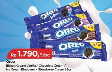 Promo Harga OREO Biskuit Sandwich Vanilla, Chocolate, Ice Cream Blueberry, Strawberry 38 gr - TIP TOP