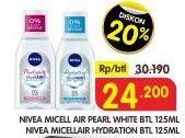 Promo Harga NIVEA Make Up Clear Micellar Water Air Pearl White, Hyrdration 125 ml - Superindo