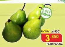 Promo Harga Pear Packham per 100 gr - Superindo