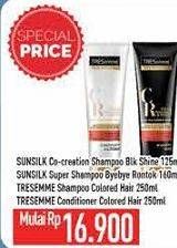 Promo Harga Tresemme Shampoo/Conditioner 250ml  - Hypermart