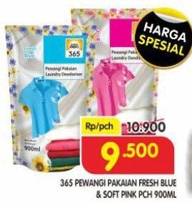 Promo Harga 365 Pewangi Pakaian Fresh Blue, Soft Pink 900 ml - Superindo