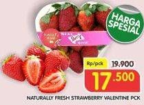 Promo Harga NATURALLY Fresh Strawberry  - Superindo