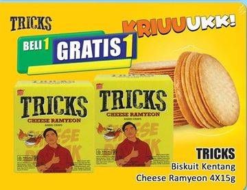 Promo Harga Tricks Biskuit Kentang Cheese Ramyeon per 4 pcs 15 gr - Hari Hari