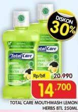 Promo Harga Total Care Mouthwash Lemon Herbs 250 ml - Superindo
