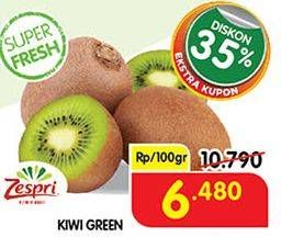 Promo Harga Kiwi Green Zespri per 100 gr - Superindo