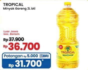 Promo Harga Tropical Minyak Goreng 2000 ml - Indomaret