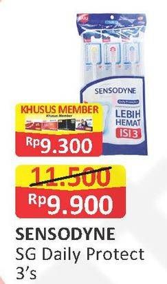 Promo Harga SENSODYNE Sikat Gigi Daily Protection 3 pcs - Alfamart