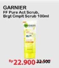 Promo Harga GARNIER Facial Foam Scrub/ Bright Complete Scrub 100ml  - Alfamart