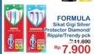 Promo Harga FORMULA Sikat Gigi Silver Pro Diamond Medium, Silver Pro Ripple Soft, Silver Pro Trendy Soft 3 pcs - Indomaret