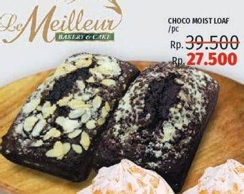 Promo Harga Double Choco Moist Cake  - LotteMart