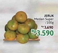 Promo Harga Jeruk Medan Super per 100 gr - Alfamidi