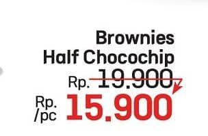 Promo Harga Half Brownies Panggang Choco Chips  - LotteMart