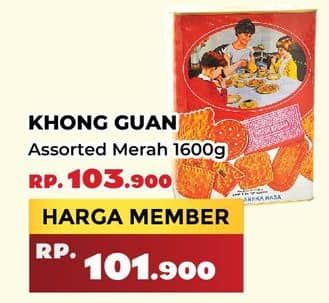 Promo Harga Khong Guan Assorted Biscuit Red Persegi 1600 gr - Yogya