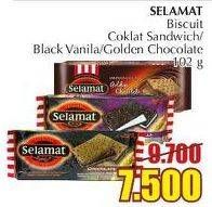 Promo Harga SELAMAT Sandwich Biscuits Chocolate, Black, Golden 102 gr - Giant