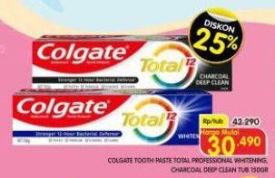 Promo Harga Colgate Toothpaste Total Whitening, Charcoal Deep Clean 150 gr - Superindo