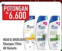 Promo Harga HEAD & SHOULDERS Shampoo All Variants 160 ml - Hypermart
