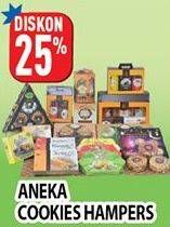 Promo Harga Aneka Cookies Hampers  - Hypermart