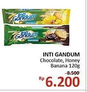 Promo Harga INDOFOOD Biskuit Inti Gandum Chocolate, Honey Banana 120 gr - Alfamidi