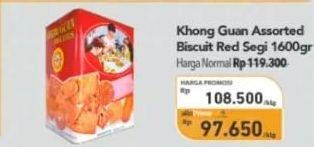 Promo Harga Khong Guan Assorted Biscuit Red Mini, Persegi 1600 gr - Carrefour