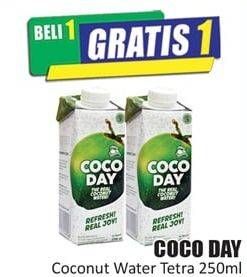 Promo Harga COCODAY Real Coconut Water 250 ml - Hari Hari