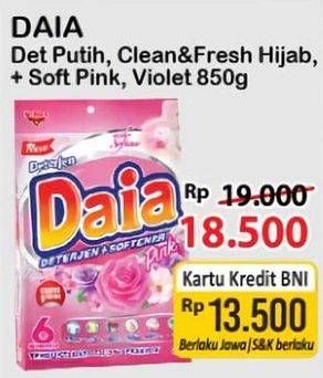 Promo Harga Daia Deterjen Bubuk Putih, Clean Fresh Hijab, + Softener Pink, + Softener Violet 850 gr - Alfamart