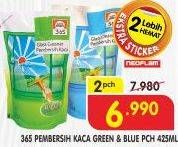 Promo Harga 365 Pembersih Kaca Blue, Green per 2 pouch 425 ml - Superindo