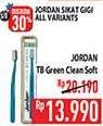 Promo Harga Jordan Toothbrush Green Clean Soft  - Hypermart