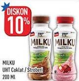 Promo Harga MILKU Susu UHT Cokelat Premium, Stroberi 200 ml - Hypermart