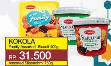 Promo Harga KOKOLA Family Assorted Biscuit 400 gr - Yogya