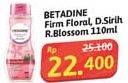 Promo Harga Betadine Feminine Wash Natural Daun Sirih Firming Floral, Radiance Blossom 110 ml - Alfamidi