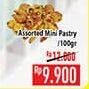 Promo Harga Assorted Mini Pastry per 100 gr - Hypermart