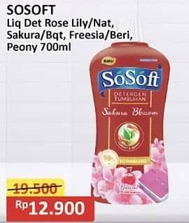 Promo Harga Sosoft Deterjen Cair Rose Waterlily, Nature Fresh, Freesia Pear, Sweet Peony 700 ml - Alfamart