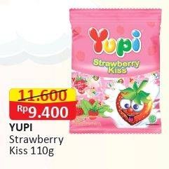 Promo Harga YUPI Candy Strawberry Kiss 110 gr - Alfamart