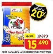 Promo Harga DUA KELINCI Kacang Shanghai Original 225 gr - Superindo